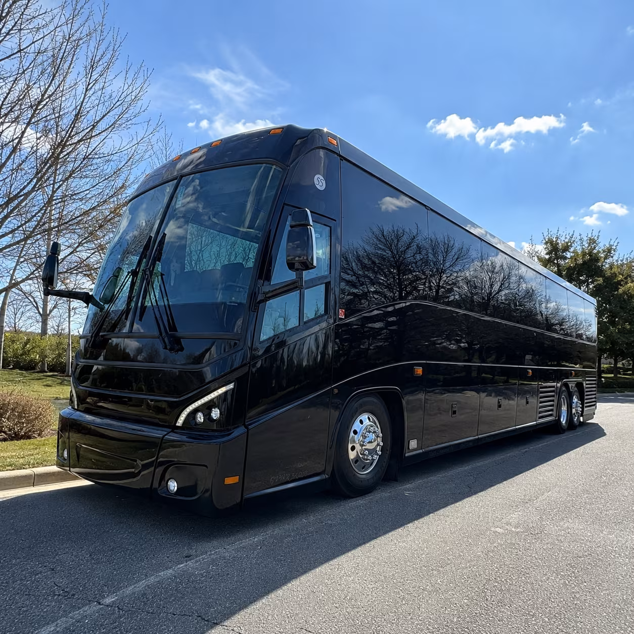 lynn charter bus rental