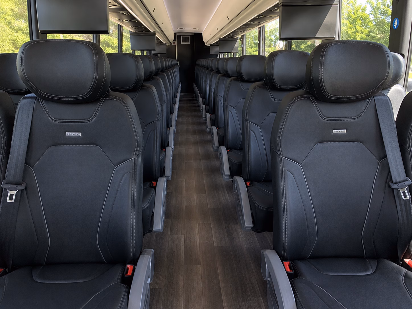 lynn charter buses